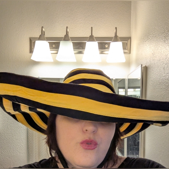 Prada Black and Yellow Spiral Wide-Brim Hat main image 4